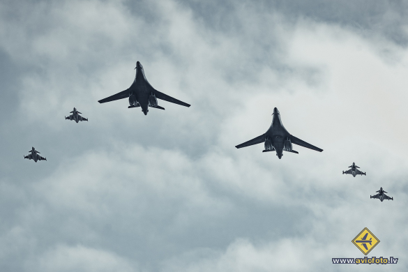 Rockwell B-1B Lancer